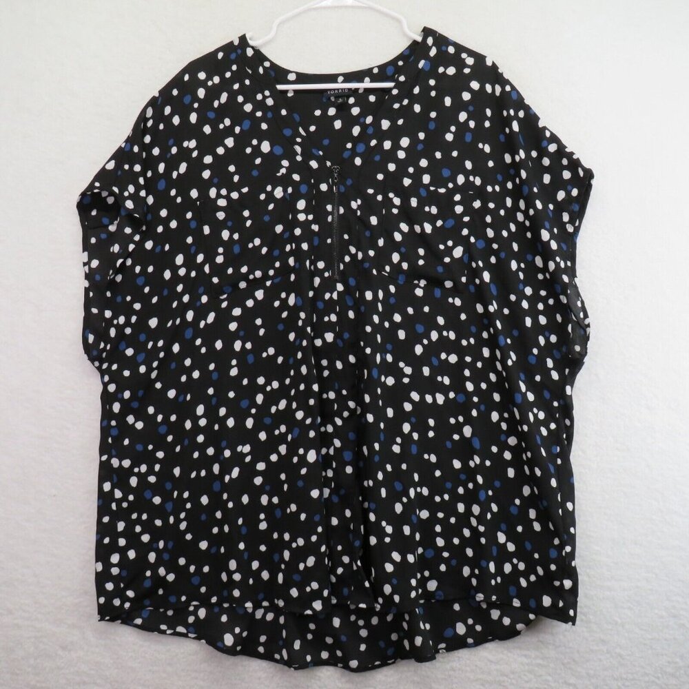 Torrid Shirt Womens 3XL Tunic Pullover Black Polka Dot Blouse 1/4 Zip V Neck